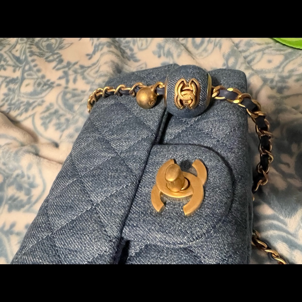 ❌❌❌SOLD❌❌❌Chanel Pearl crush mini rectangular DENIM - Picture 7 of 8